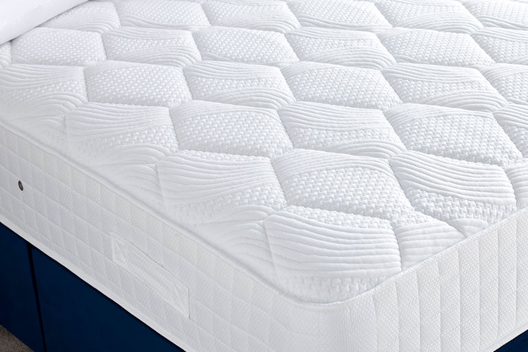 Corner view of Deep Sleep Memory Support 2000 Mattress