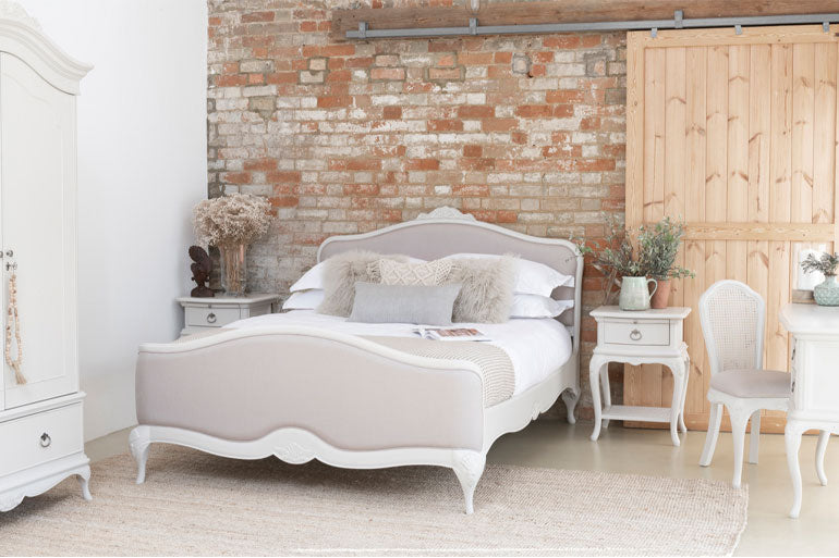 Willis and Gambier Etienne Upholstered High End Bed