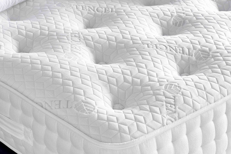 Close-up of Giltedge Tuscany 1000 Mattress cover