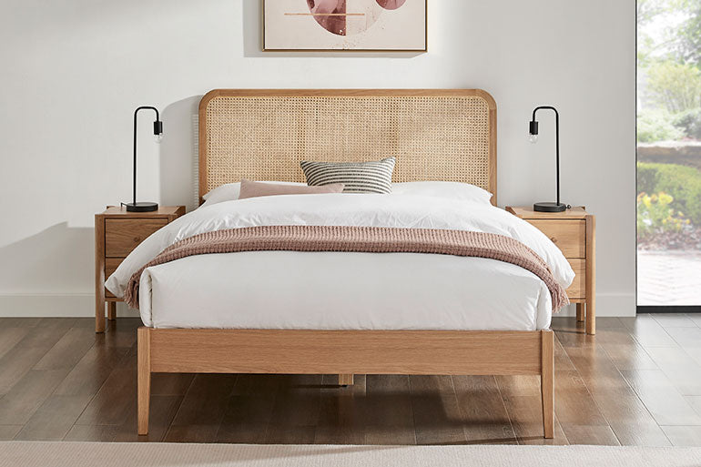 Limelight Giselle Oak Bed