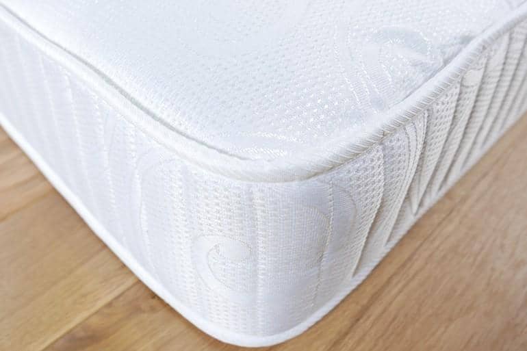 Versailles Day Bed with Trundle Guest Bed & Premium Sprung Mattress Package - Beds on Legs Ltd