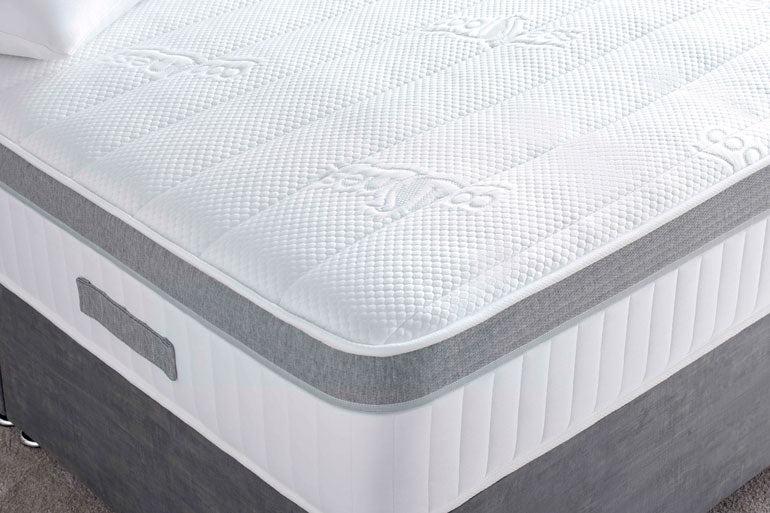 Giltedge Crest 1000 Pocket Sprung Mattress with memory foam on divan base