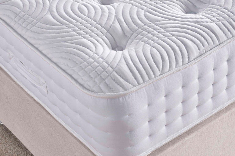 Giltedge white Symphony mattress corner close-up