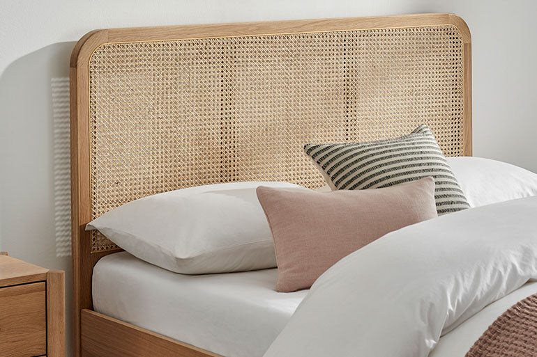 Limelight Giselle Oak Bed