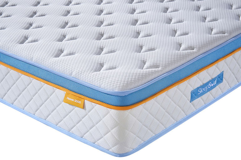 Corner view of Sleepsoul Heaven Cool Gel 2000 Mattress on white background
