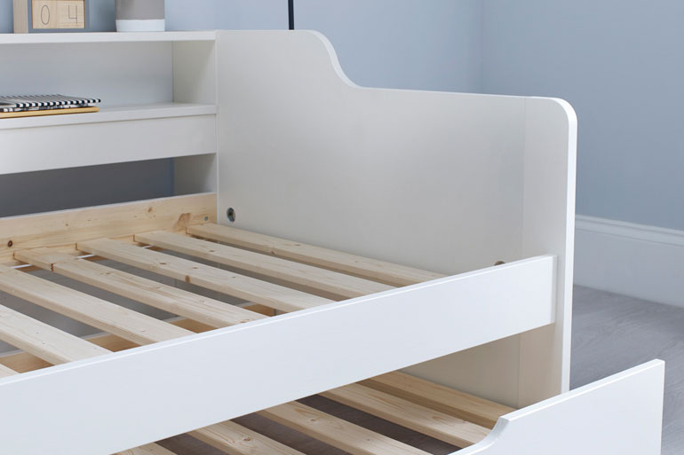 White Wooden Day Bed with Trundle