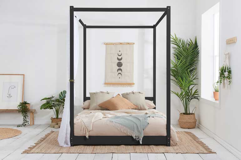 Birlea Darwin Four Poster Bed in Black