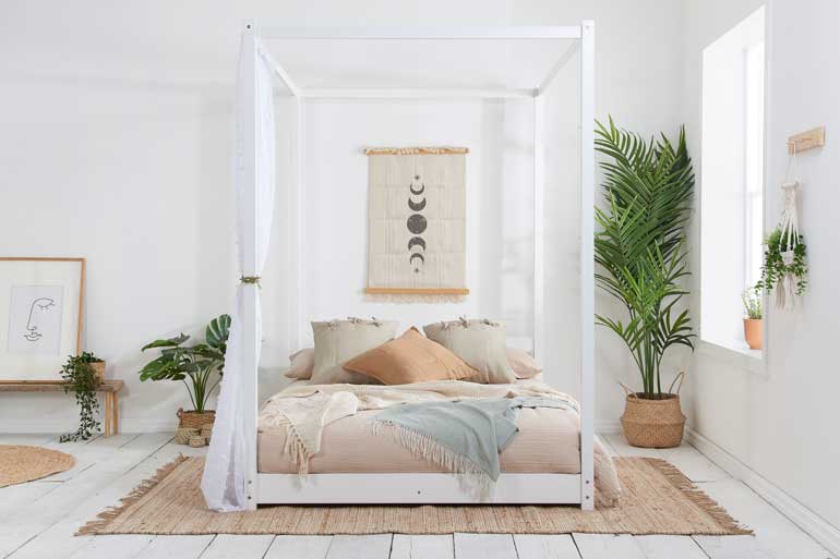 Birlea Darwin Four Poster Bed in White