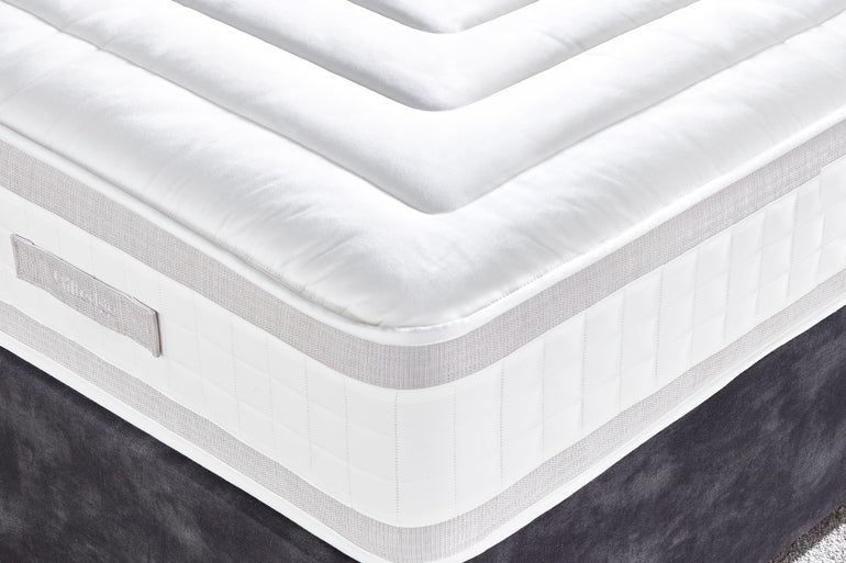 Close-up of Hybrid Natural Pure 1000 Mattress on divan base