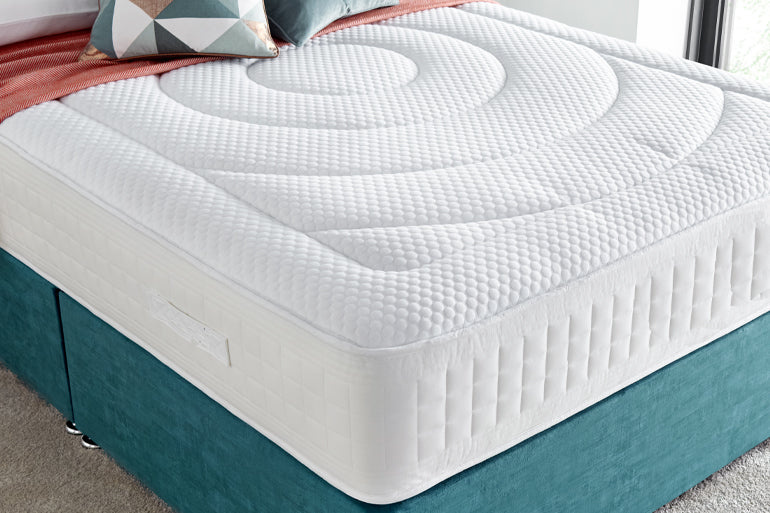 Close-up of Giltedge Revive 1500 Mattress on divan base