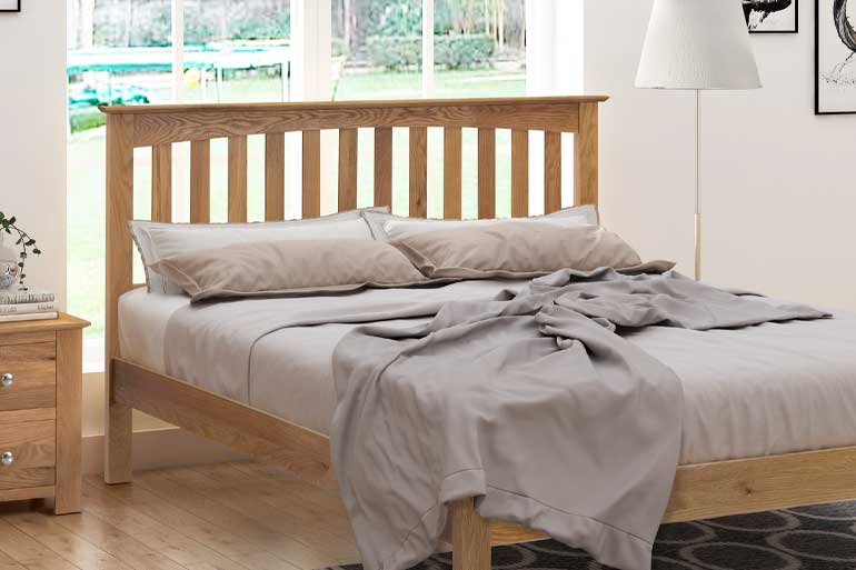 Flintshire Gladstone Bed in Solid Oak
