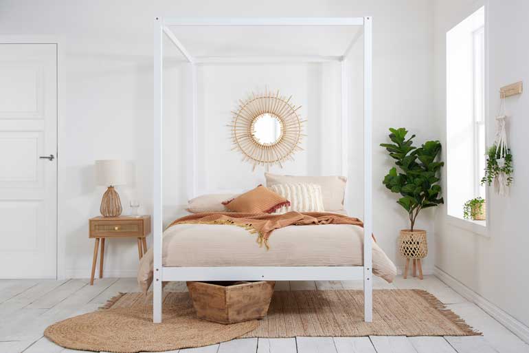 Birlea Mercia Four Poster Bed in White