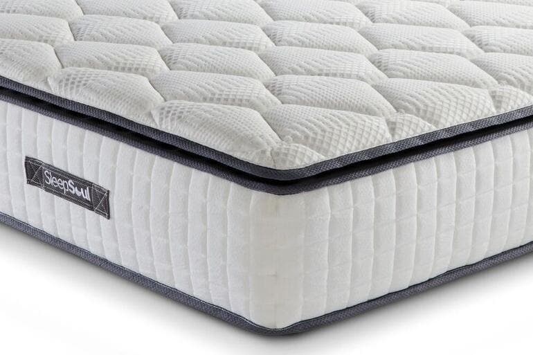 Corner view of Sleepsoul Bliss Memory Pocket 800 Pillow-top Mattress on white background